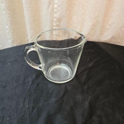 Glass pyrex Baking pans and pie pans