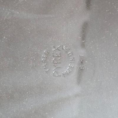 Glass pyrex Baking pans and pie pans