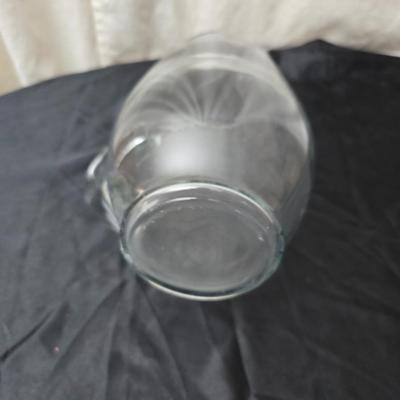 Large clear glass water pitcher with 6 stemmed glasses