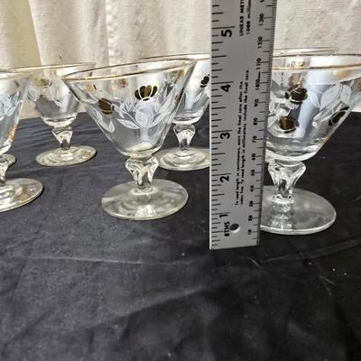 Autumn leaf Libbey glassware 8 stemmed glasses