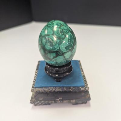 Alabaster Green Egg With Case