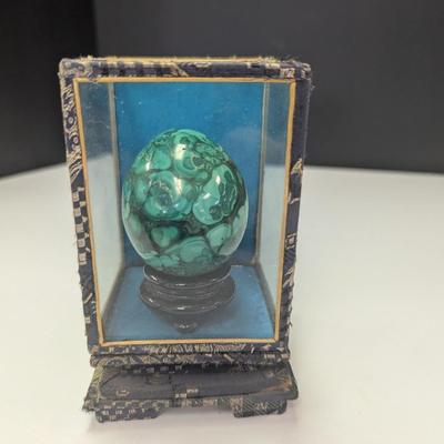 Alabaster Green Egg With Case