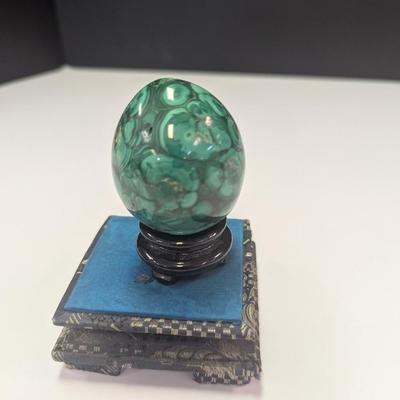Alabaster Green Egg With Case