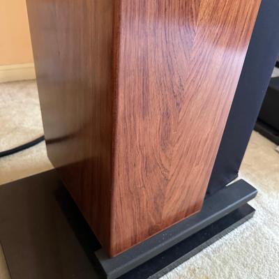 Signature Ribbon Speakers – Flatline Design, Lewis Muratori, Audiophile Classics