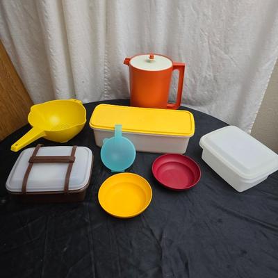 Colorful Tupperware brand food storage containers - complete Mini Pak n carry lunchbox!