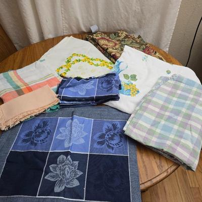Decorative Table cloths