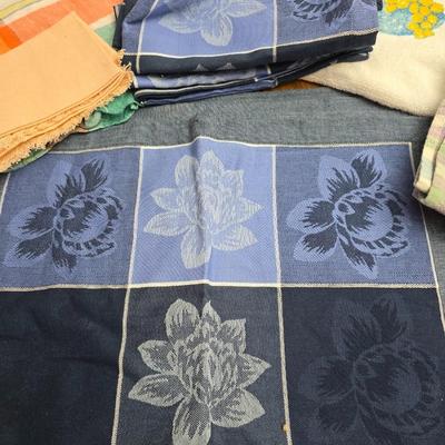 Decorative Table cloths