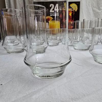 24 piece Libbey Impromptu glasses - Complete set