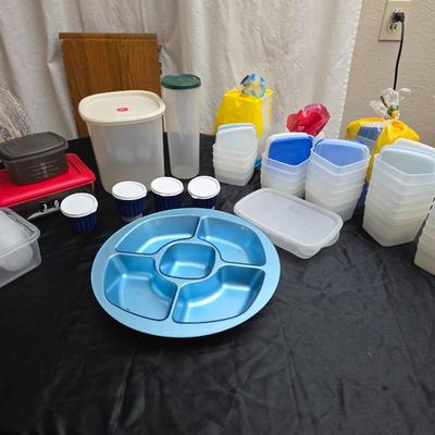 Variety of plastic Food storage containers with lids