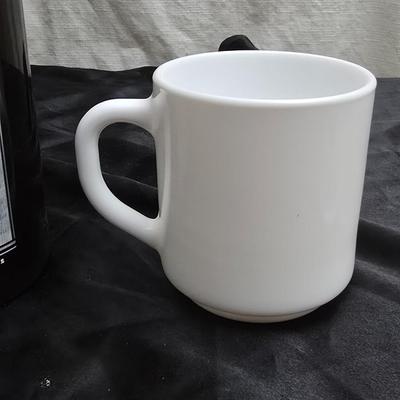 Collectible character mugs - Tom & Jerry - Mickey Mouse - frosted Mcdonalds cups