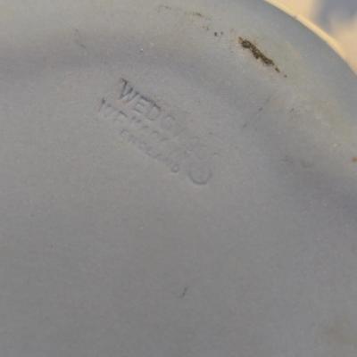 Vintage Wedgwood Jasperware Blue Container & Powder Spiked Knob Box
