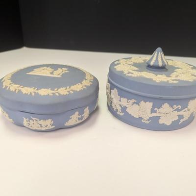 Vintage Wedgwood Jasperware Blue Container & Powder Spiked Knob Box