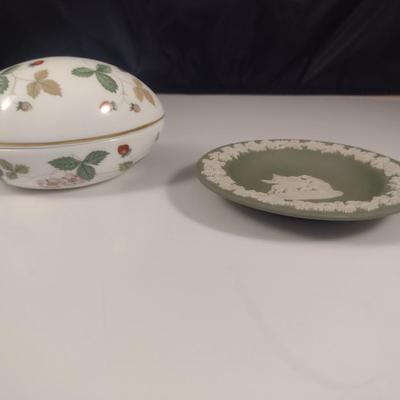 Pair of Wedgwood Trinket Dishes/Boxes