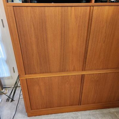 Vintage Mid Century MCM Teak Denmark Hundevad Audio Media Center w Tambour Wall Unit