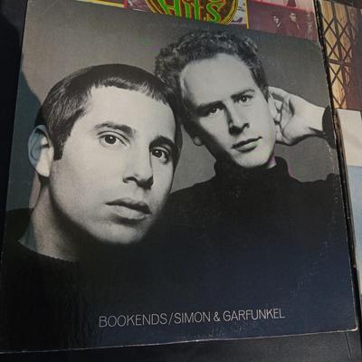ROCK & ROLL MUSIC ON VINYL RECORD ALBUMS