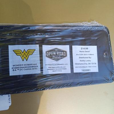 WONDER WOMAN TIN SIGNS, DOOR KNOB HANGER AND LIGHT SWITCH COVER