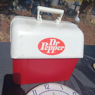 DR PEPPER COOLER AND DIET PEPSI CLOCK