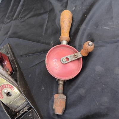 MILLERS FALLS WOOD PLANE & HAND CRANK DRILL