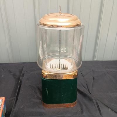 COIN OPERATED CANDY DISPENSER WITH KEY