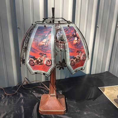 MOTORCYCLE DOUBLE LIGHT GLASS SHADED LAMP, HARLEY DAVIDSON TIN SIGN, PLATE AND FRAME