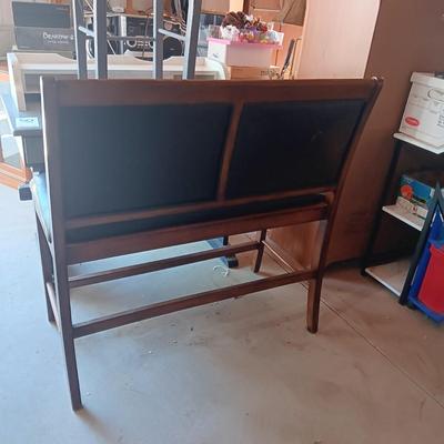 DOUBLE COUNTER HEIGHT BENCH WITH VINYL SEAT AND BACK