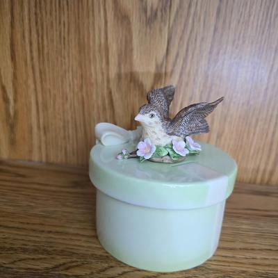 Ceramic and porcelain Sparrows - book ends - trinket boxes - and a welcome to our home wall plaque