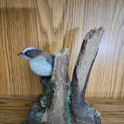Ceramic and porcelain Sparrows - book ends - trinket boxes - and a welcome to our home wall plaque