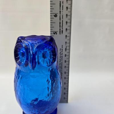 Vintage MCM Pilgrim Art Glass Cobalt Blue Glass Owl Figurine