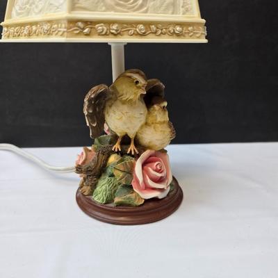 Porcelain bird trinket box and a small bird lamp