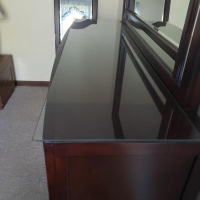 Two Toned Wooden Dresser with Mirror and Glass Top (PB-KD)