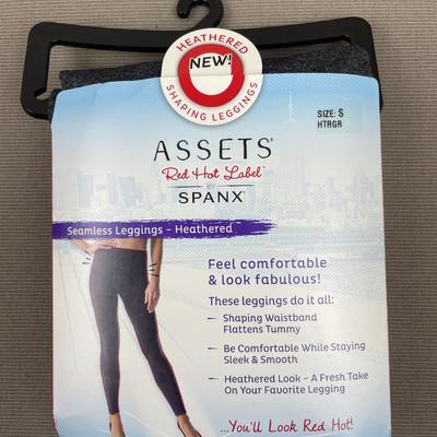 Assets by Spanx Leggings Small Grey