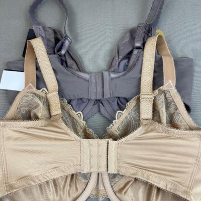 2 New Wacoal Bras Size 36H