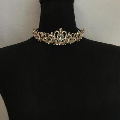 Rhinestone tiara, gold, toned