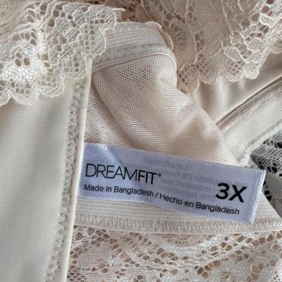 2 New Dreamfit Bralettes Size 3XL