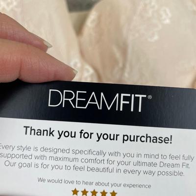 2 New Dreamfit Bralettes Size 4 XL