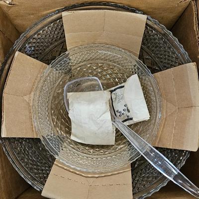 Vintage Wexford 39 Piece Punchbowl Set