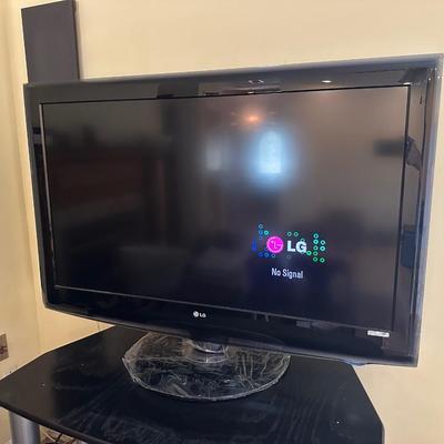 LG 47LH90 47” 1080p LCD HDTV w/ LED Backlight – Includes Remote & Stand