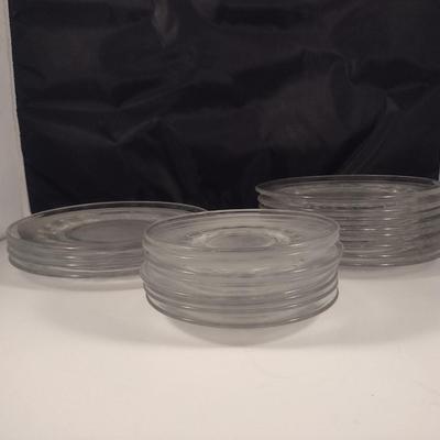 Assorted Clear Glass Plates- Approx 20 Pieces