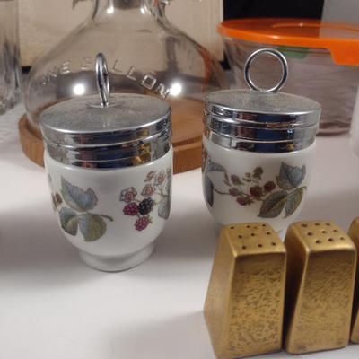 Assorted Kitchen Ware