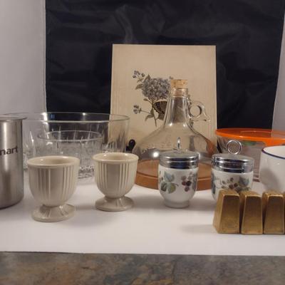 Assorted Kitchen Ware