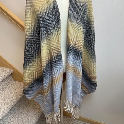 Coco + Carmen Fringe Wrap New