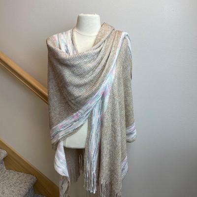 New Fringe Knit Wrap with Fringe