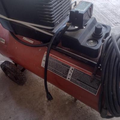 Sears Craftsman 4HP 25 Gallon Air Compressor