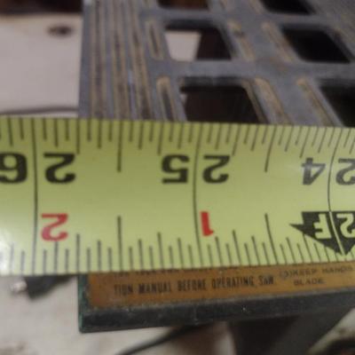 Machinist's Under Bench Mount Metal Vise 7"
