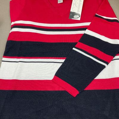New Red & Black V-neck Fine Gauge Sweater 1X