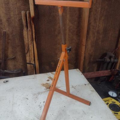 Adjustable Height 12" Pedestal Roller