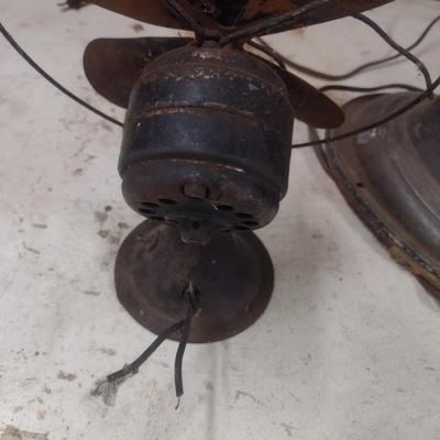 Pair of Vintage Desk Fans Includes Large Westinghouse in Working Condition