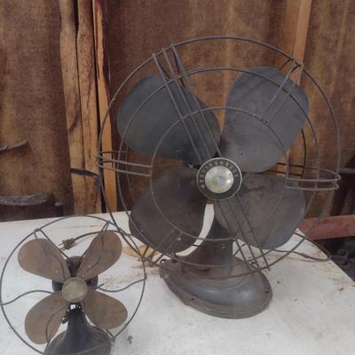 Pair of Vintage Desk Fans Includes Large Westinghouse in Working Condition