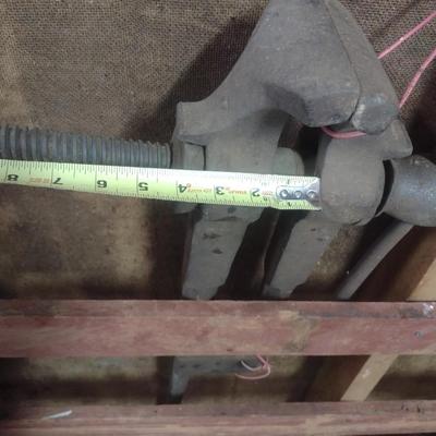 Vintage 4" Jaw Stump Vise