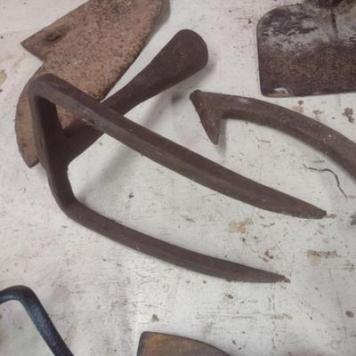 Assortment of Hand Garden Tool Heads